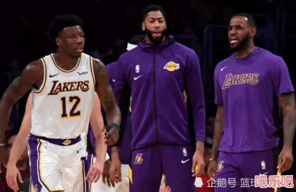 9 1免费版nba：全新赛季开启，玩家们如何利用这款游戏提升篮球技巧与战术水平？